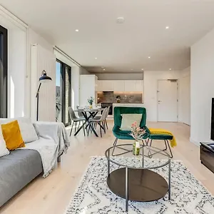  Apartment Shywharf United Kingdom